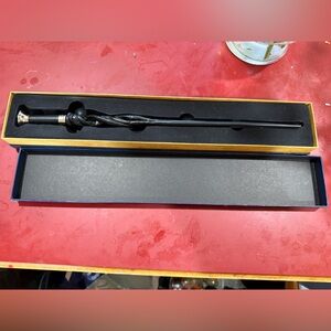 Elegant Black Wand with Silver Accents Albus Dumbledore